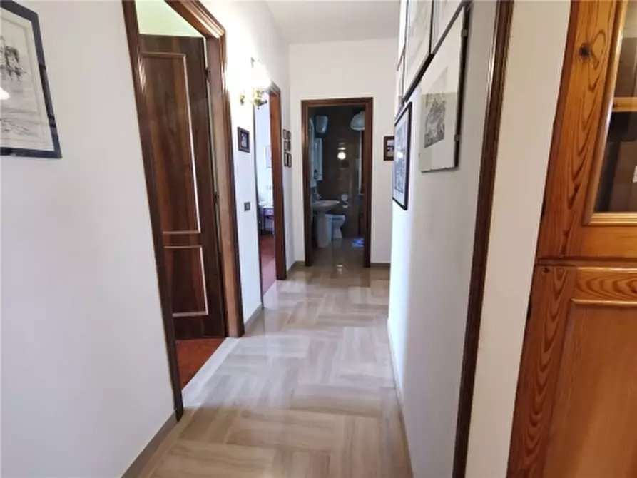 Immagine 7 di Villa in vendita  a Giove