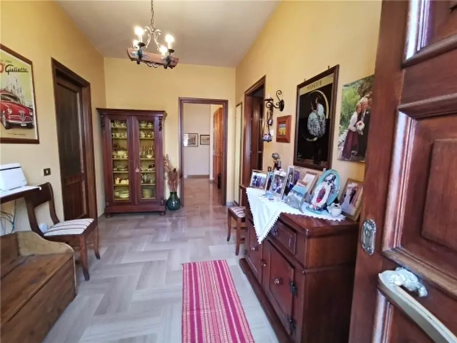 Immagine 11 di Villa in vendita  a Giove