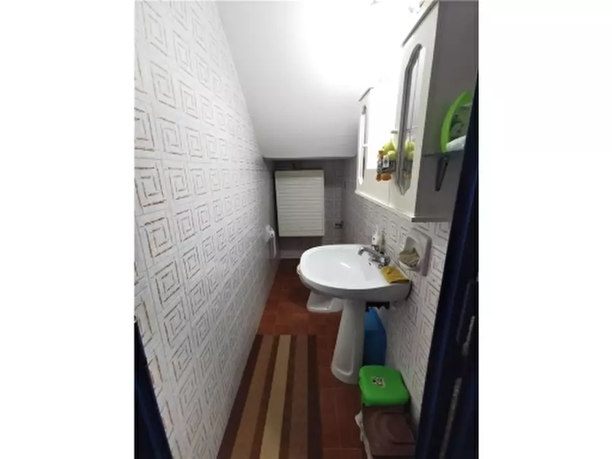 Immagine 19 di Villa in vendita  a Giove