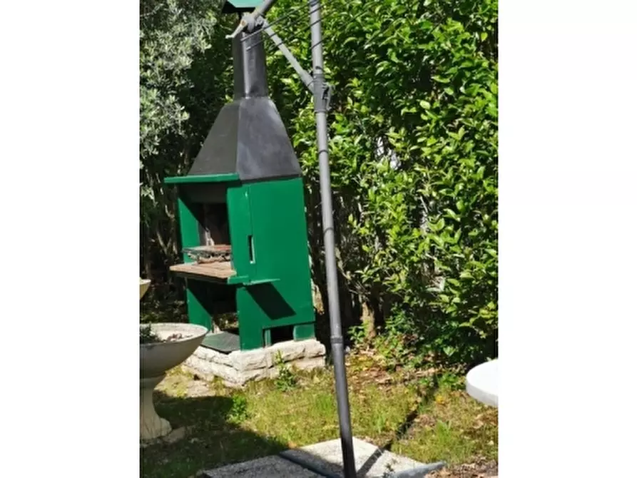 Immagine 41 di Villa in vendita  a Giove