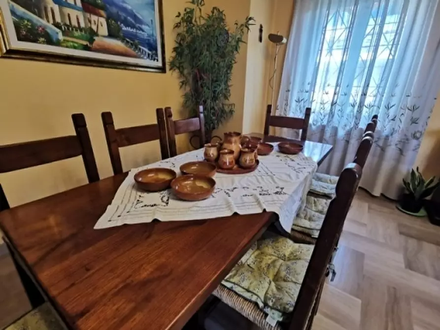 Immagine 56 di Villa in vendita  a Giove