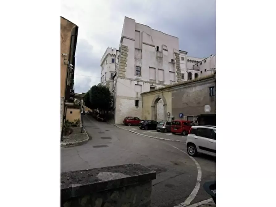 Immagine 60 di Villa in vendita  a Giove