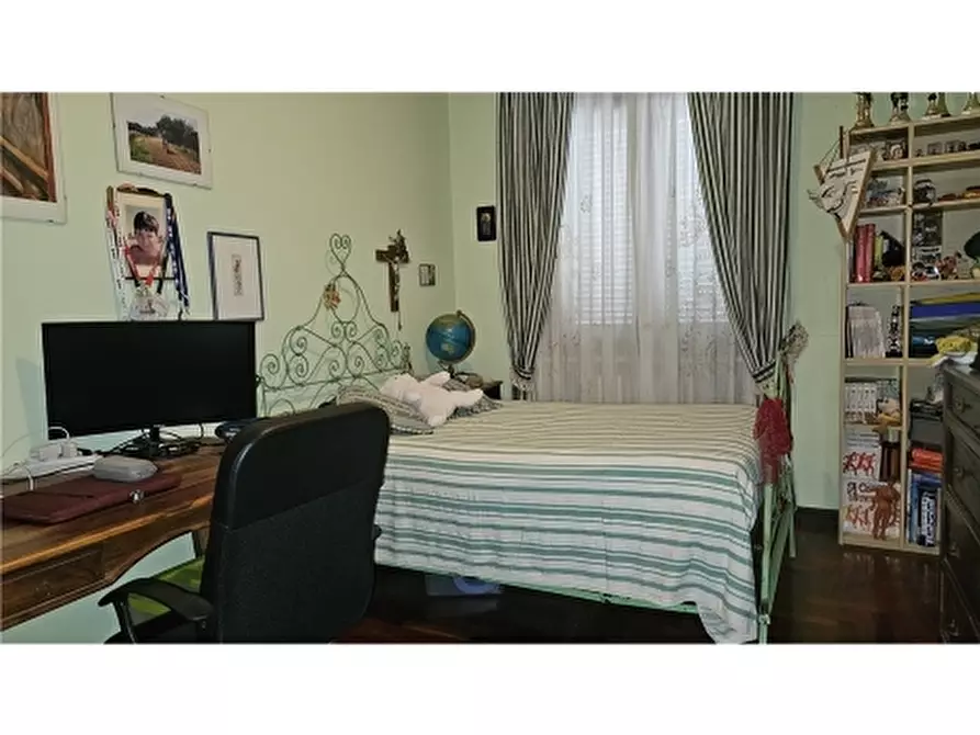 Immagine 15 di Villa in vendita  a San Miniato