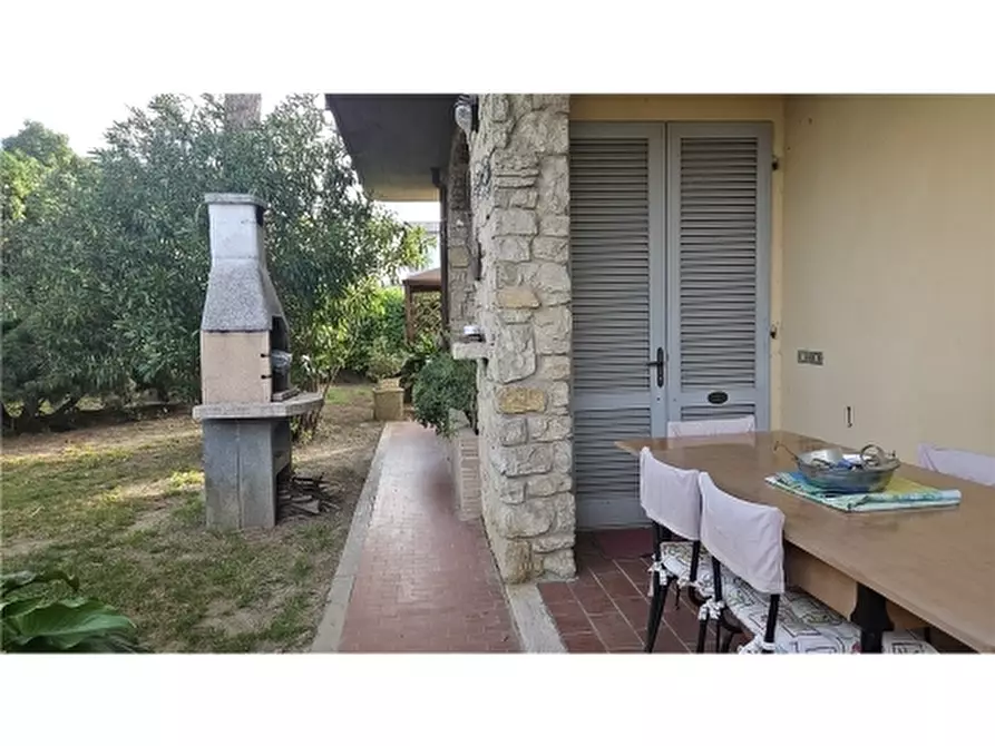 Immagine 37 di Villa in vendita  a San Miniato