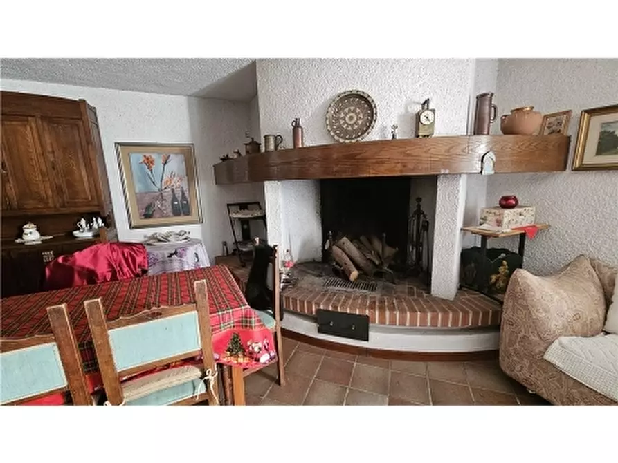 Immagine 26 di Villa in vendita  a Empoli