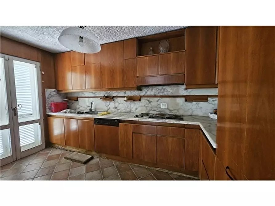 Immagine 29 di Villa in vendita  a Empoli