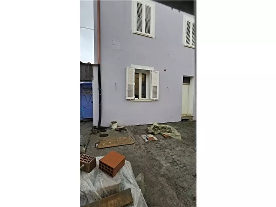 Immagine 18 di Villa in vendita  a Empoli