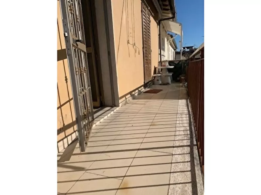 Immagine 1 di Villa in vendita  a Empoli