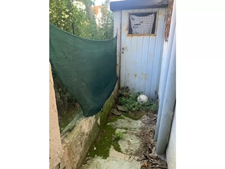 Immagine 18 di Villa in vendita  a Empoli