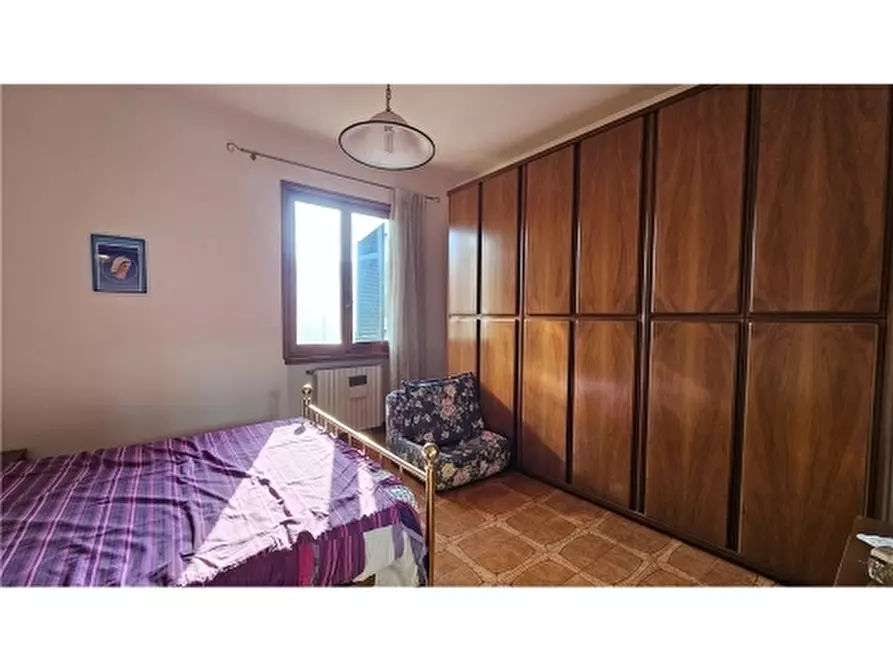 Immagine 16 di Villa in vendita  a Empoli