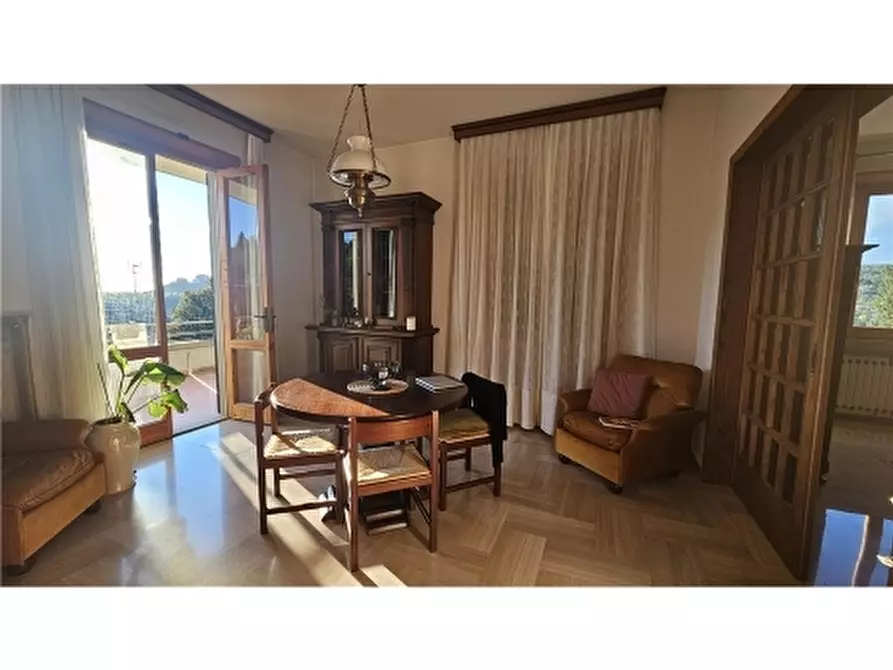 Immagine 6 di Villa in vendita  a Montelupo Fiorentino