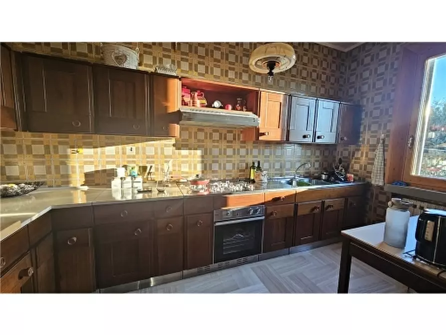 Immagine 9 di Villa in vendita  a Montelupo Fiorentino