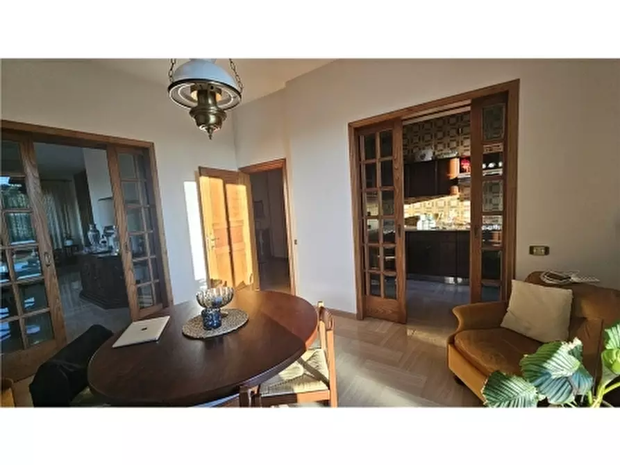 Immagine 11 di Villa in vendita  a Montelupo Fiorentino