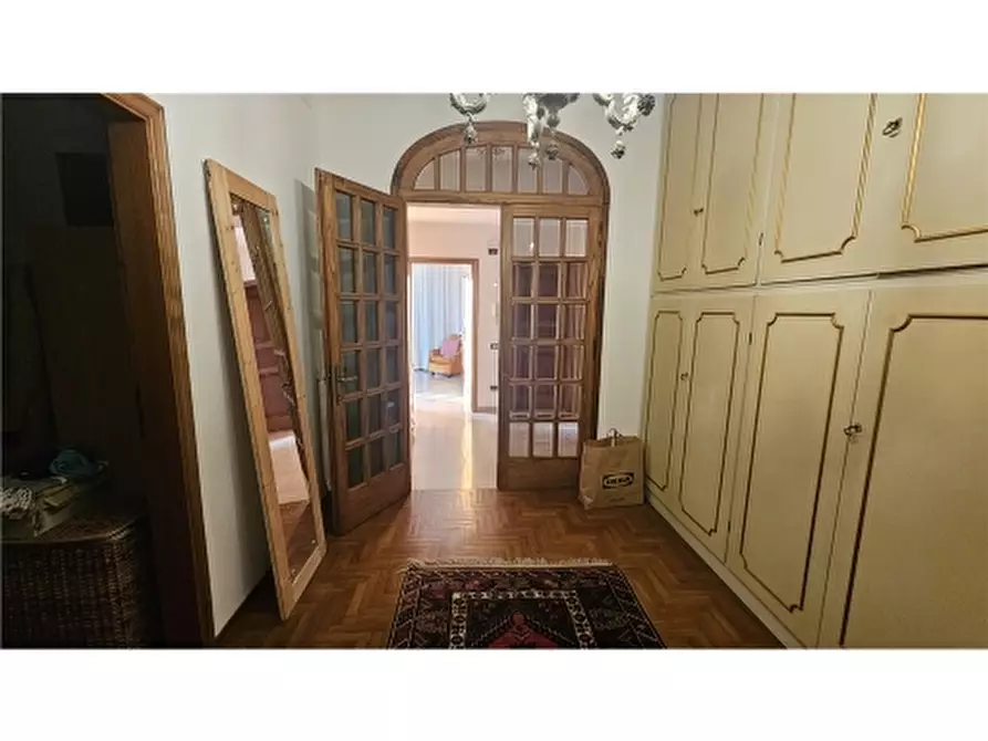 Immagine 13 di Villa in vendita  a Montelupo Fiorentino