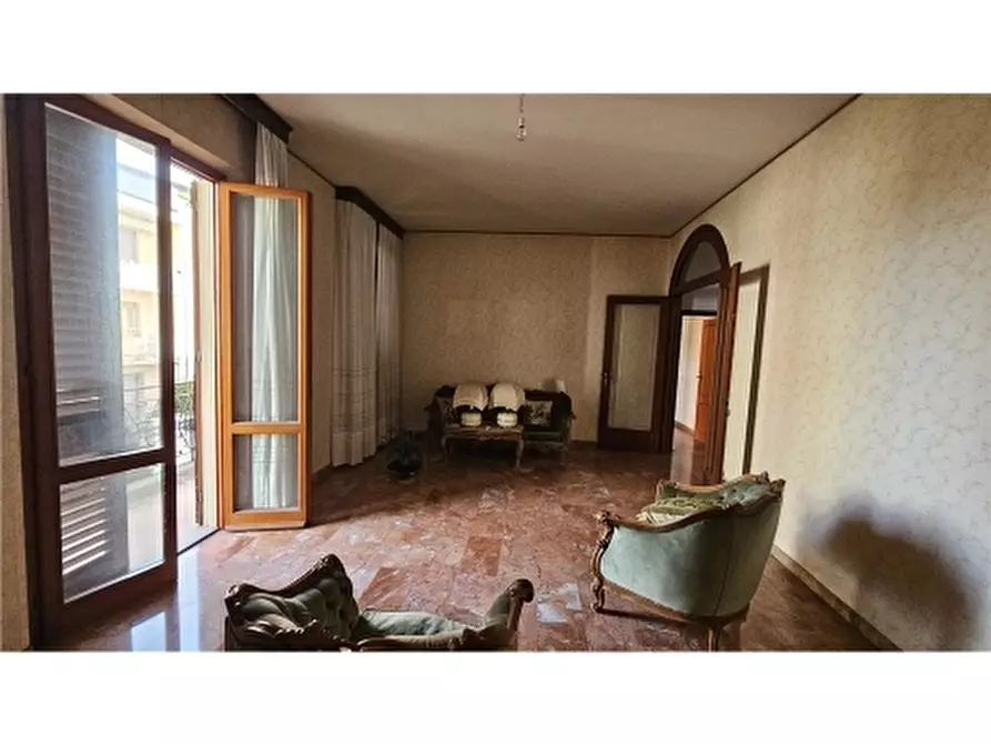 Immagine 13 di Villa in vendita  a Empoli