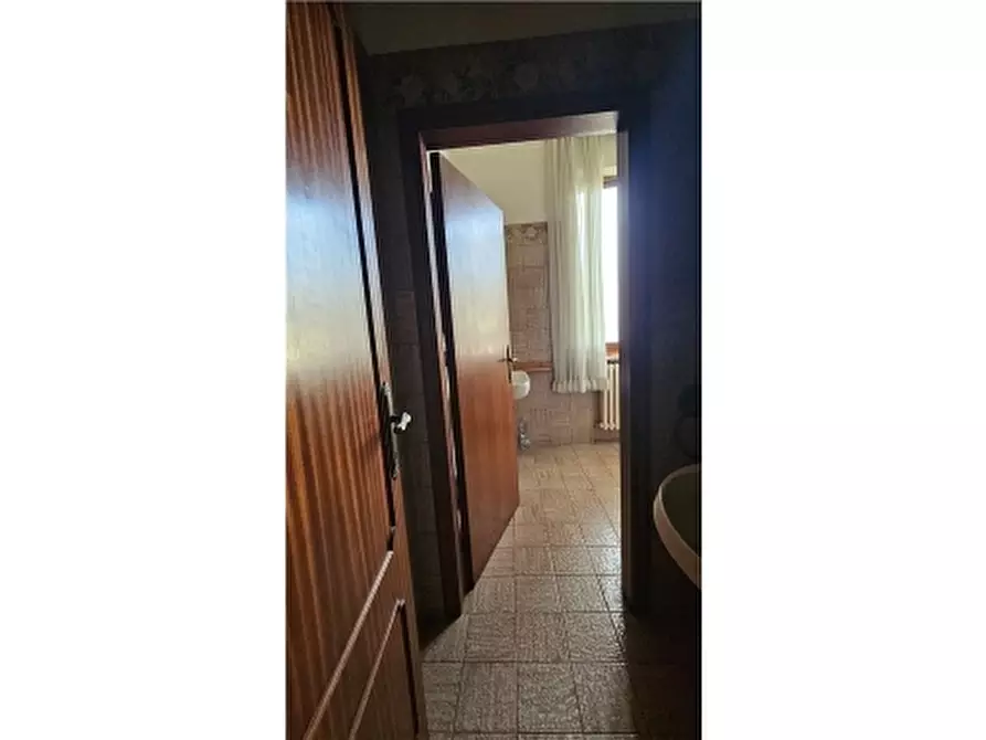 Immagine 16 di Villa in vendita  a Empoli