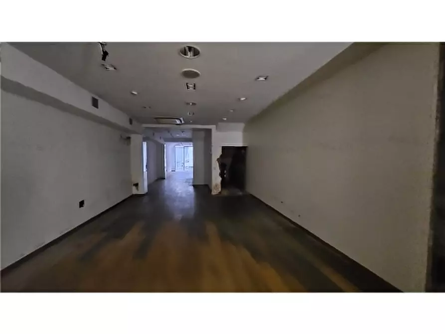 Immagine 3 di Villa in vendita  a Empoli