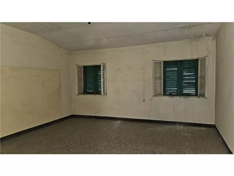 Immagine 11 di Villa in vendita  a Empoli