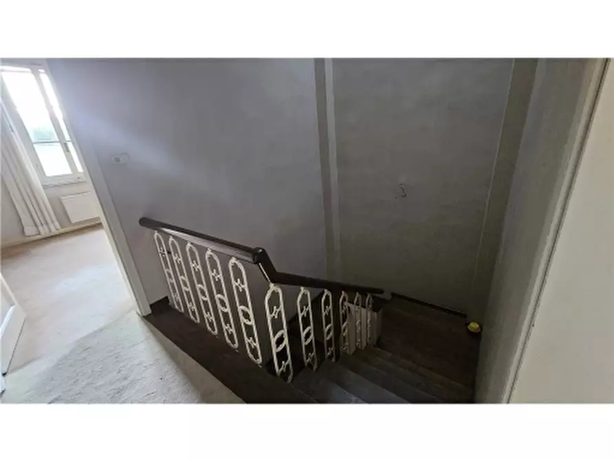 Immagine 20 di Villa in vendita  a Empoli