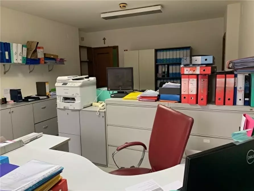 Immagine 14 di Villa in vendita  a Fucecchio