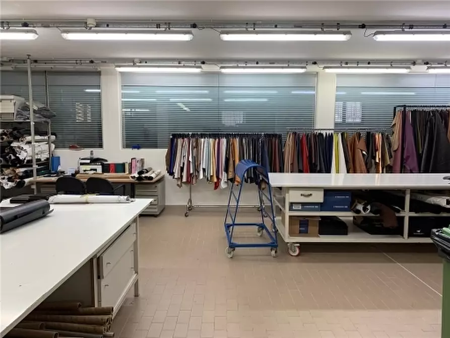 Immagine 21 di Villa in vendita  a Fucecchio