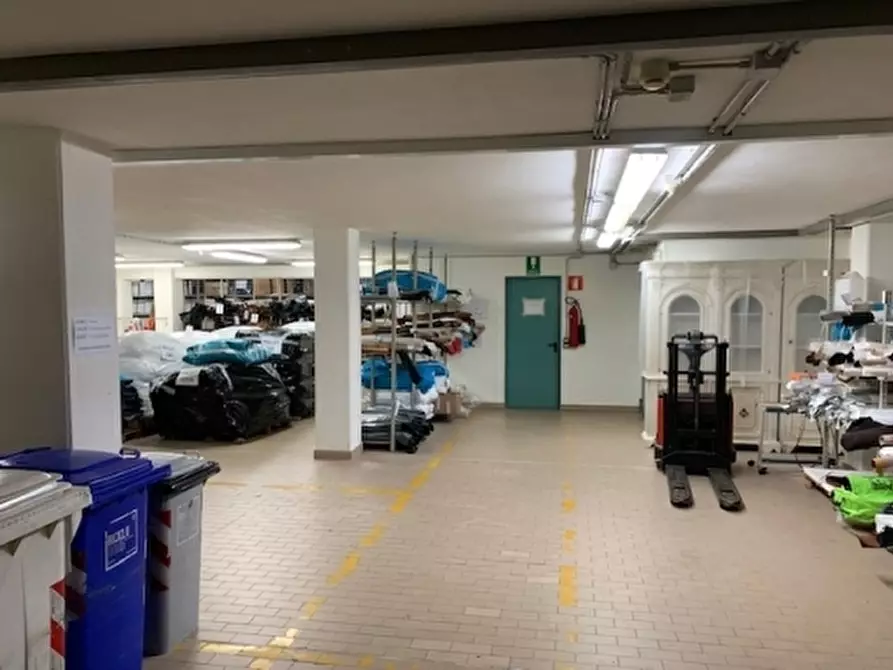 Immagine 27 di Villa in vendita  a Fucecchio