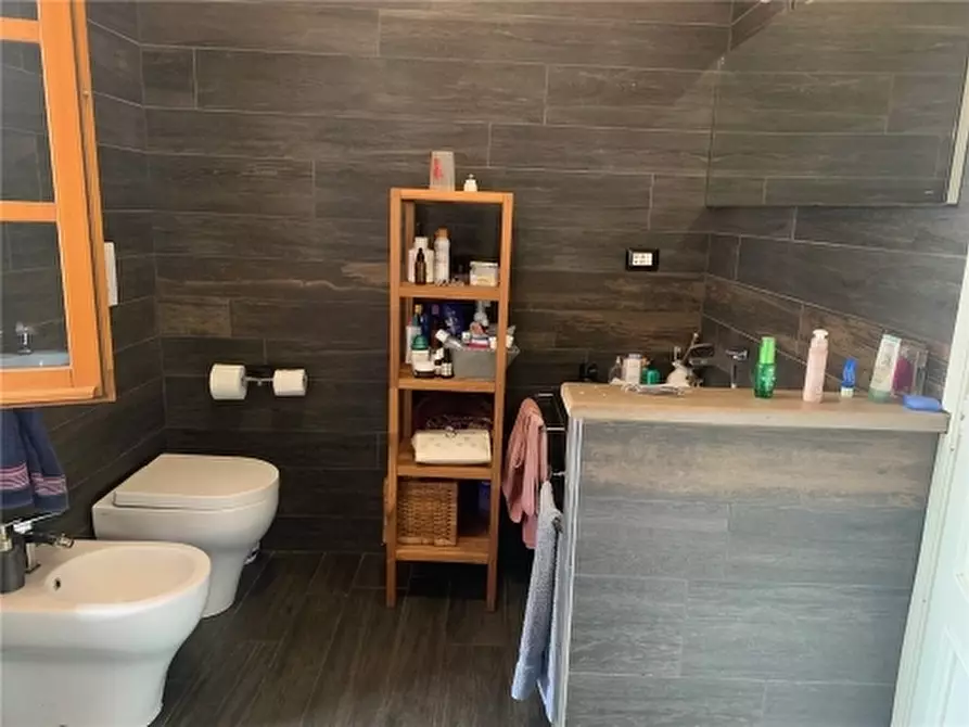 Immagine 19 di Villa in vendita  a Empoli