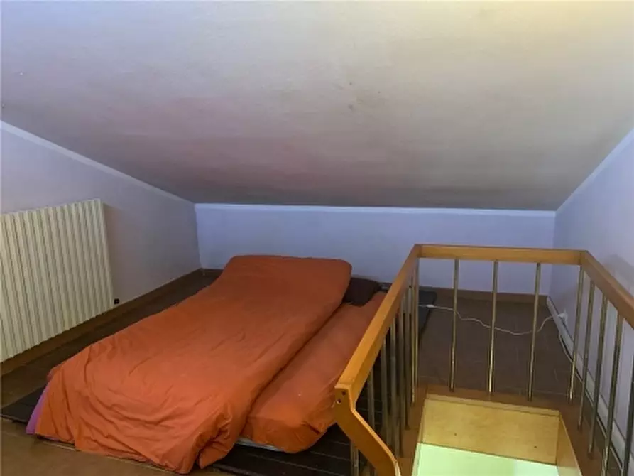 Immagine 27 di Villa in vendita  a Empoli