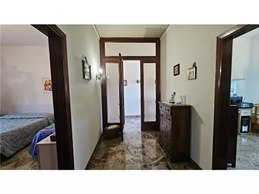 Immagine 23 di Villa in vendita  a Empoli