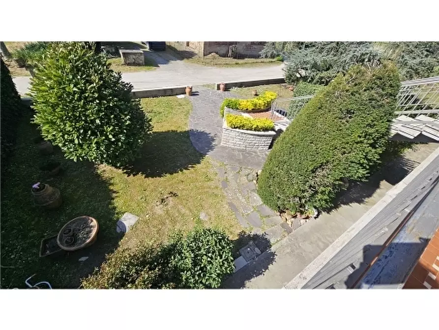 Immagine 25 di Villa in vendita  a Empoli