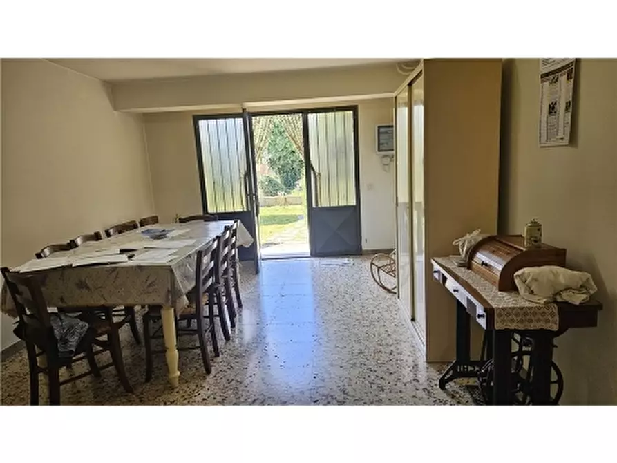 Immagine 30 di Villa in vendita  a Empoli