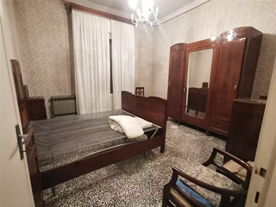 Immagine 17 di Villa in vendita  a Empoli