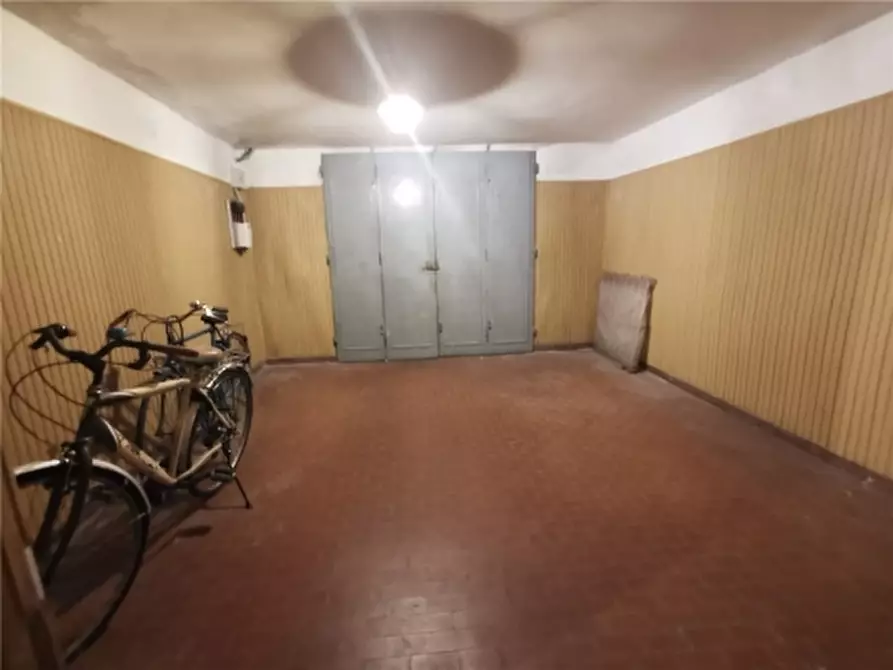 Immagine 24 di Villa in vendita  a Empoli