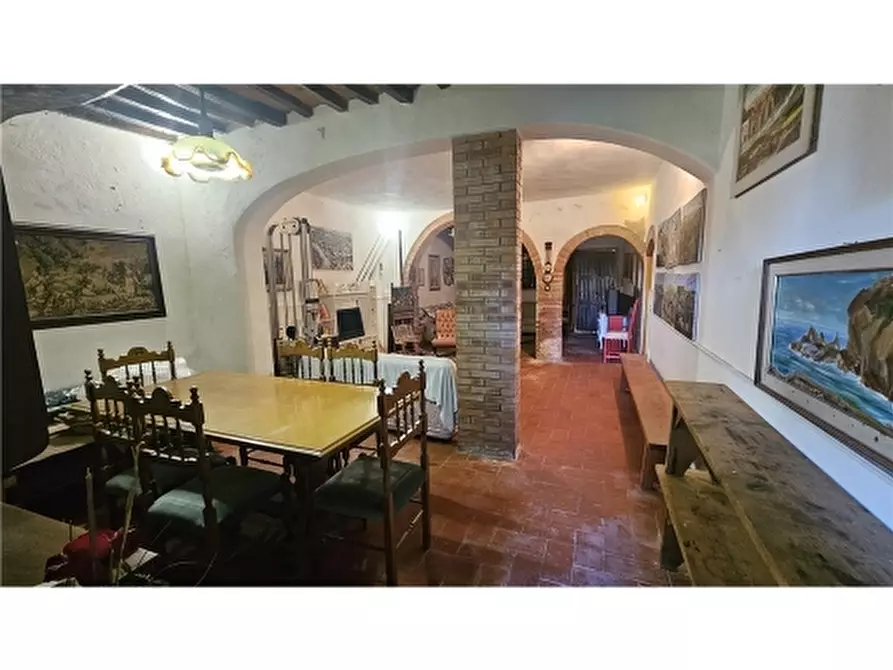 Immagine 6 di Villa in vendita  a Empoli