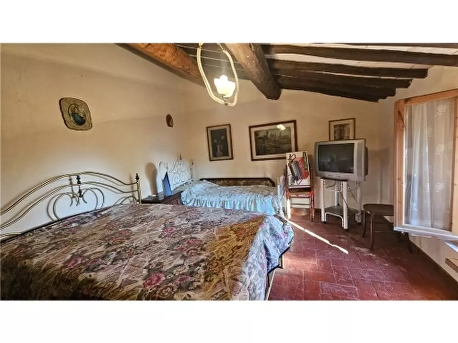Immagine 14 di Villa in vendita  a Empoli