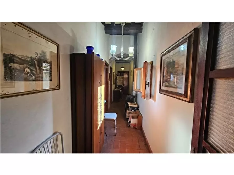 Immagine 22 di Villa in vendita  a Empoli