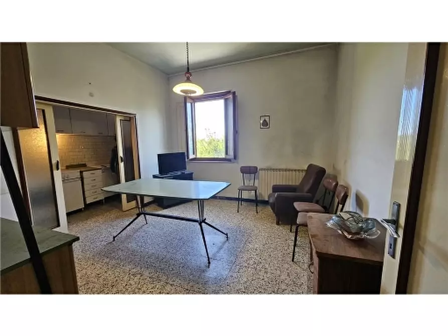 Immagine 19 di Villa in vendita  a Empoli
