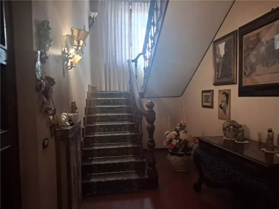 Immagine 9 di Villa in vendita  a Santa Croce Sull'arno