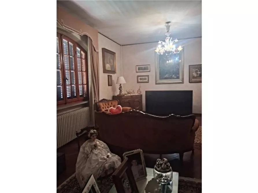Immagine 14 di Villa in vendita  a Santa Croce Sull'arno