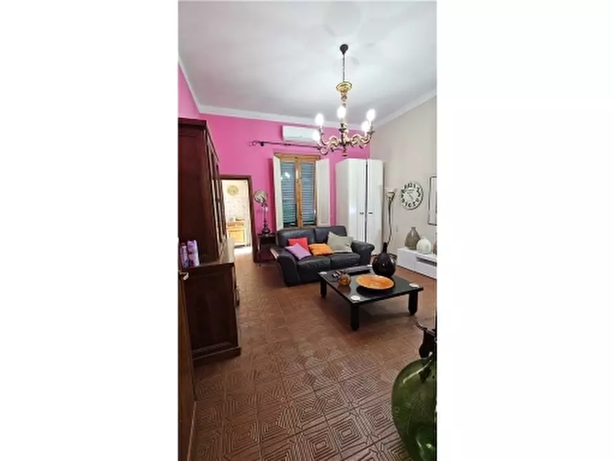 Immagine 5 di Villa in vendita  a Empoli