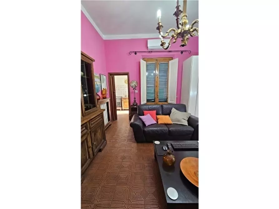 Immagine 6 di Villa in vendita  a Empoli