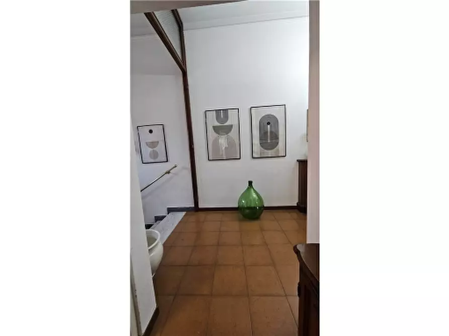Immagine 11 di Villa in vendita  a Empoli