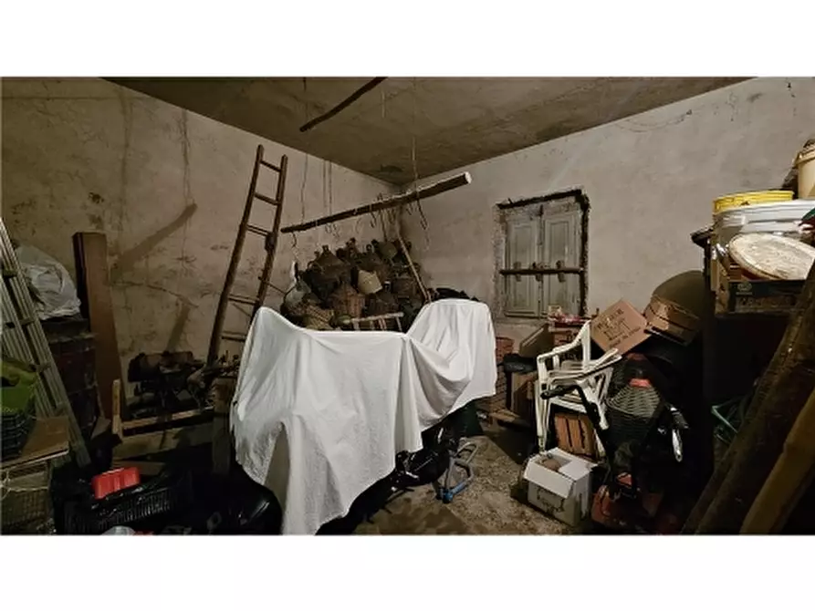 Immagine 26 di Rustico / casale in vendita  a Empoli