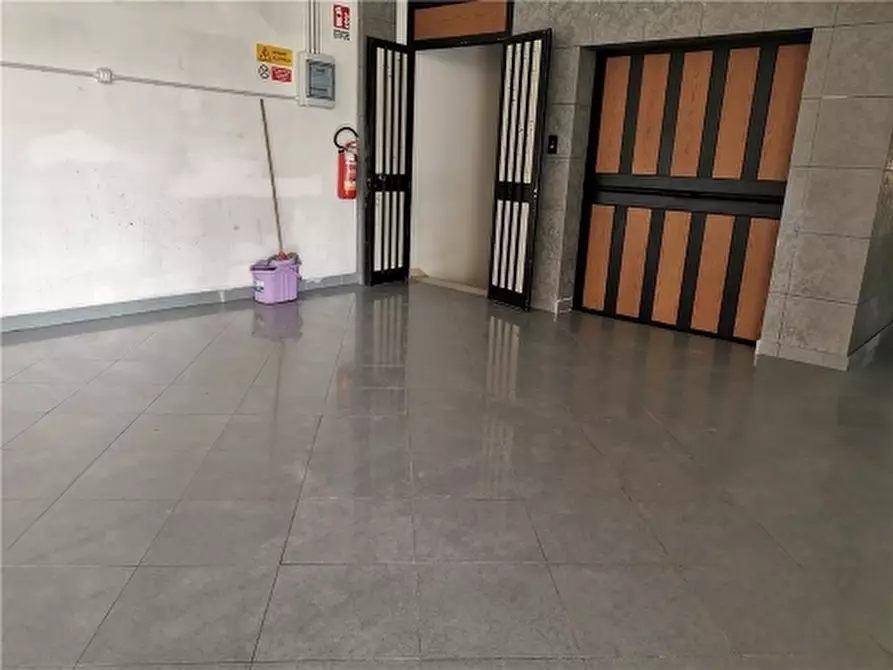 Immagine 6 di Magazzino in vendita  a Vinci