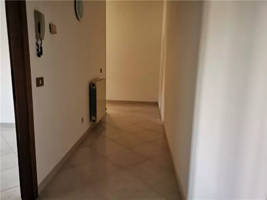 Immagine 24 di Magazzino in vendita  a Vinci