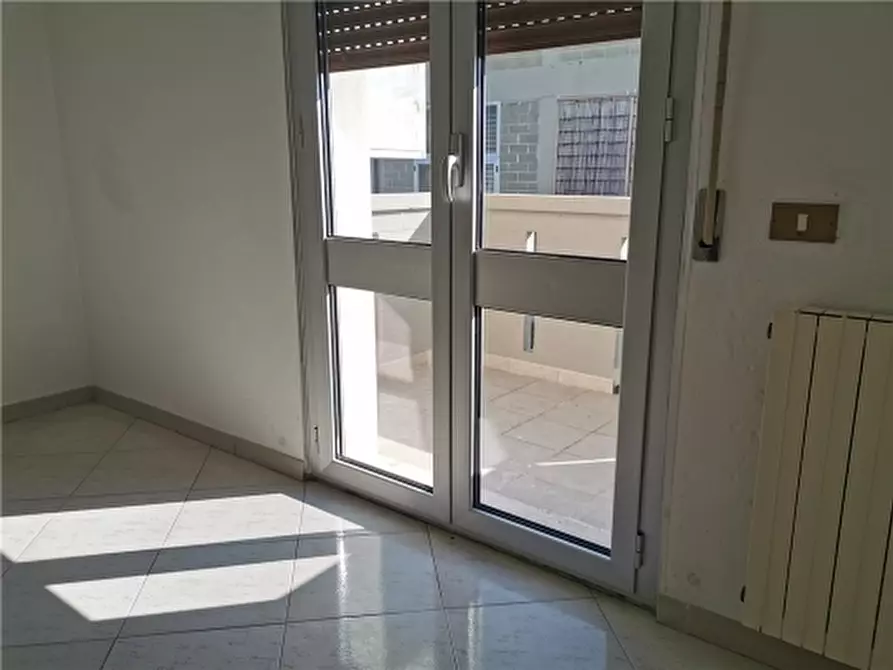 Immagine 26 di Magazzino in vendita  a Vinci