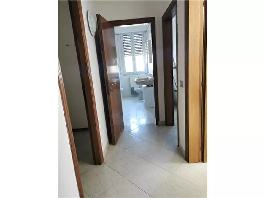 Immagine 30 di Magazzino in vendita  a Vinci