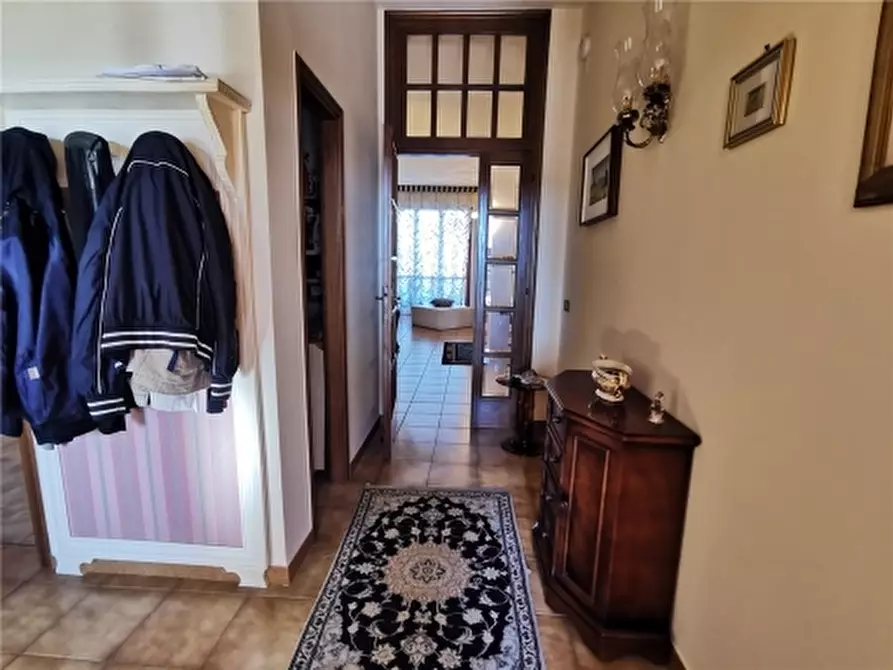 Immagine 8 di Magazzino in vendita  a Empoli