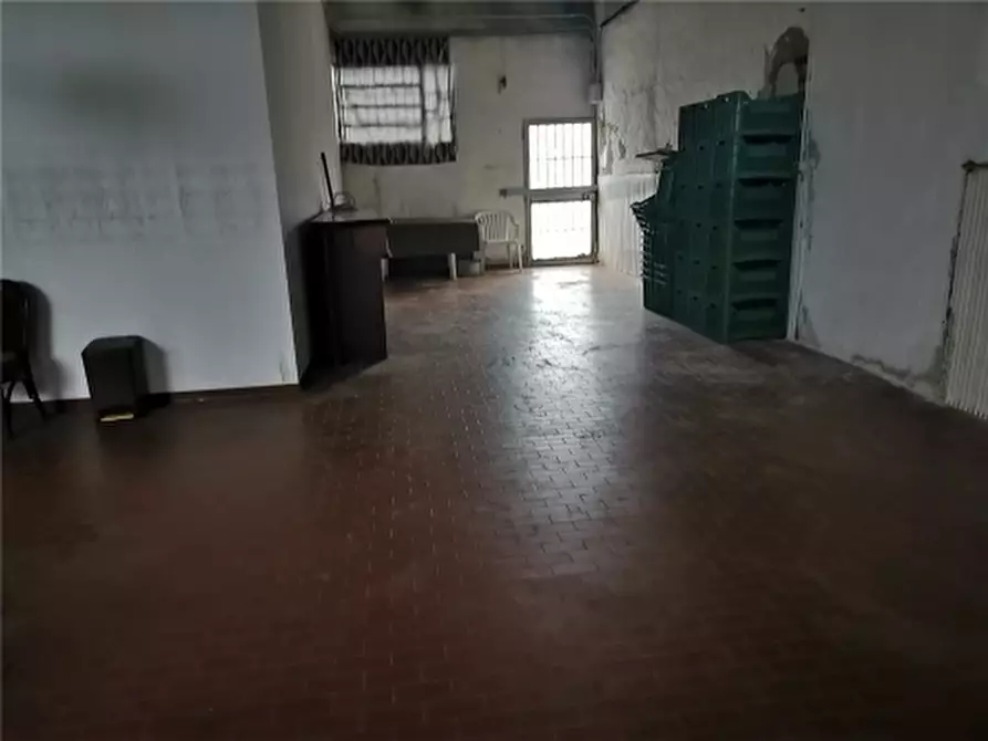 Immagine 5 di Magazzino in affitto  a Cerreto Guidi