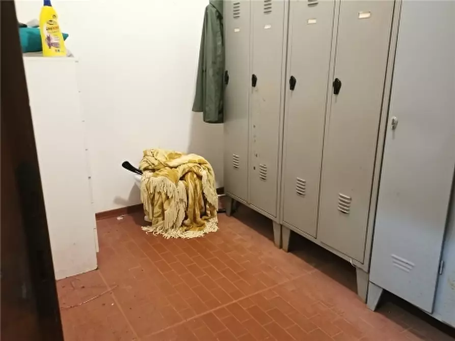 Immagine 8 di Magazzino in affitto  a Cerreto Guidi